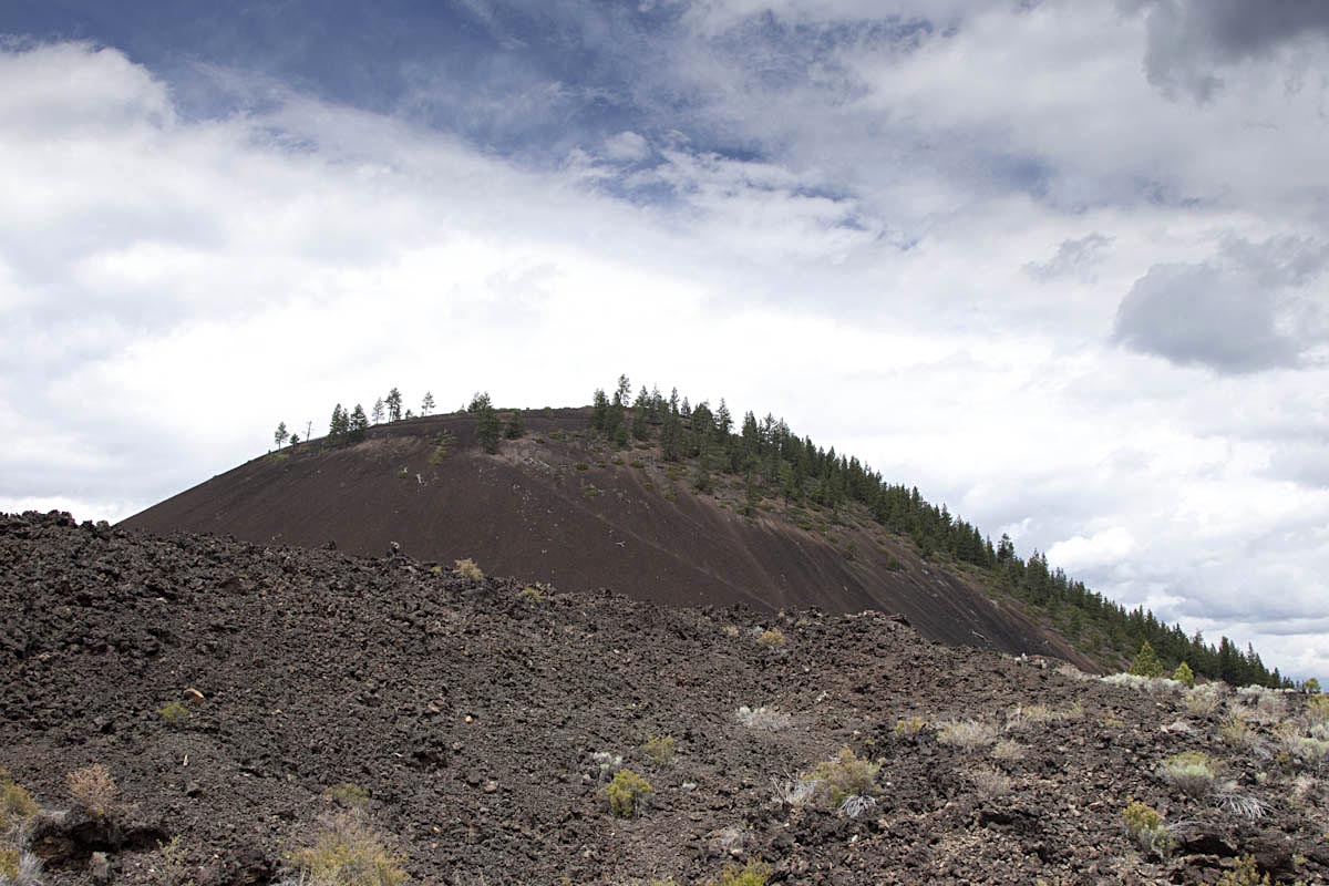 Cinder cone and aa basalt, Oregon. – Geology Pics