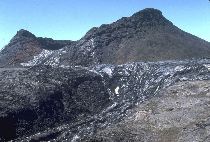 Cinder cone and flow, Hawaii. – Geology Pics