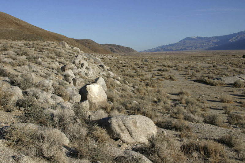 Owens Valley fault scarp, CA. – Geology Pics