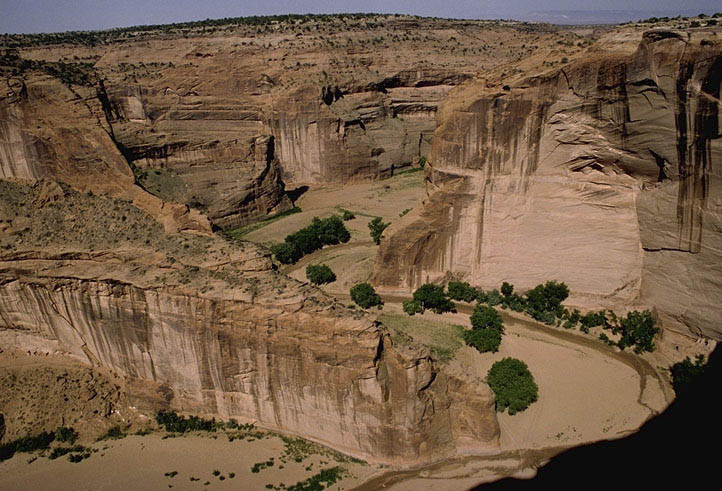 Entrenched Meanders Meaning In Hindi