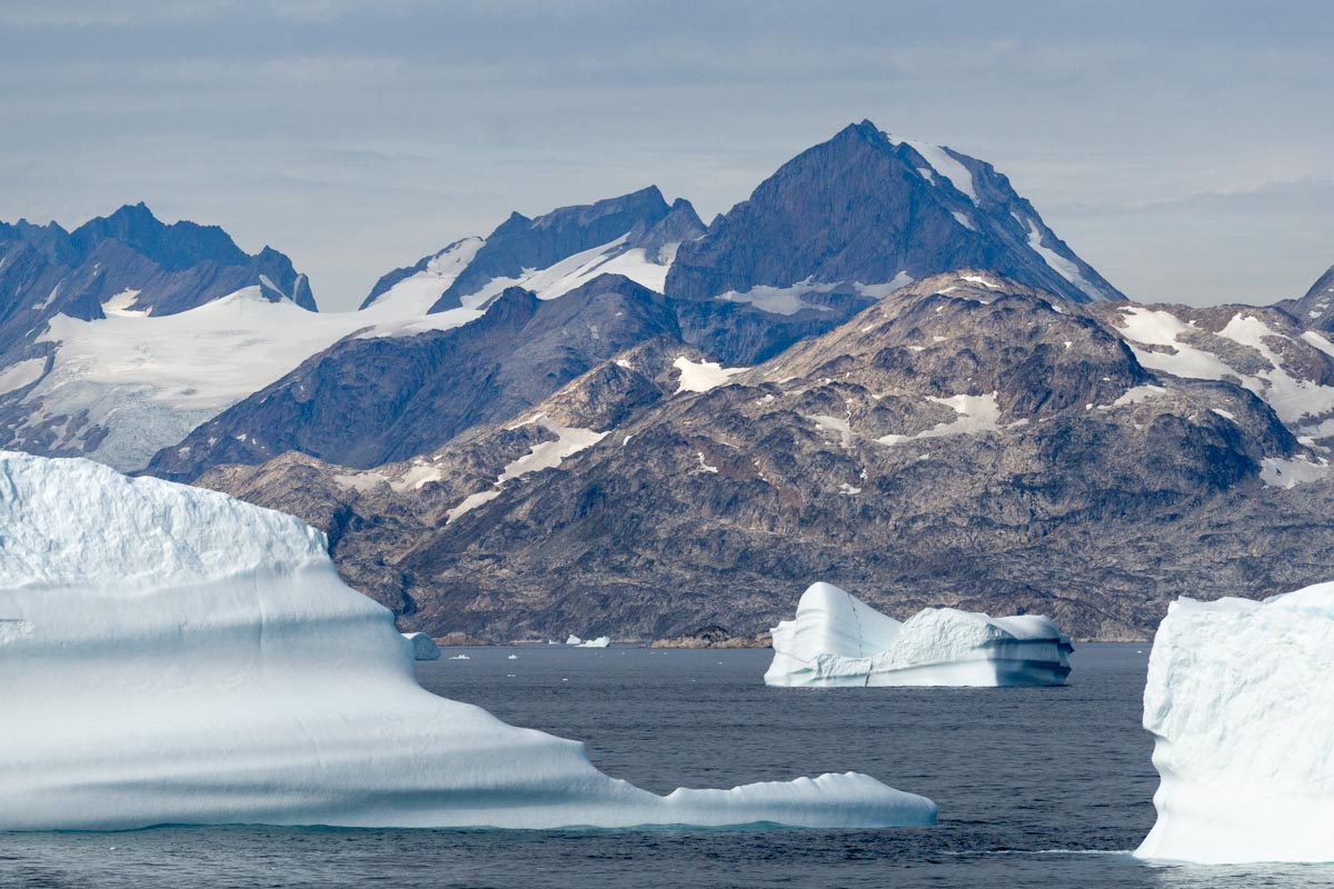 Icebergs and peaks of coastal Greenland – Geology Pics